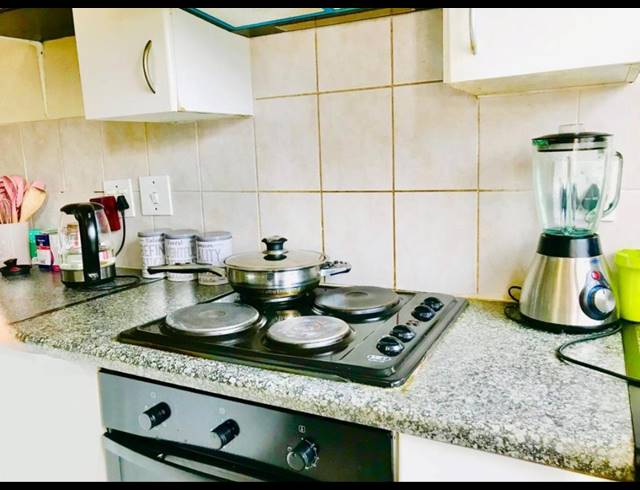 2 BEDROOM TOWNHOUSE FOR SALE IN ELANDSPARK